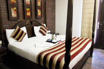 Oyo Premium Rajouri Garden Janta Market New Delhi Eksteriør billede