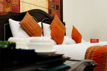 Oyo Premium Rajouri Garden Janta Market New Delhi Eksteriør billede