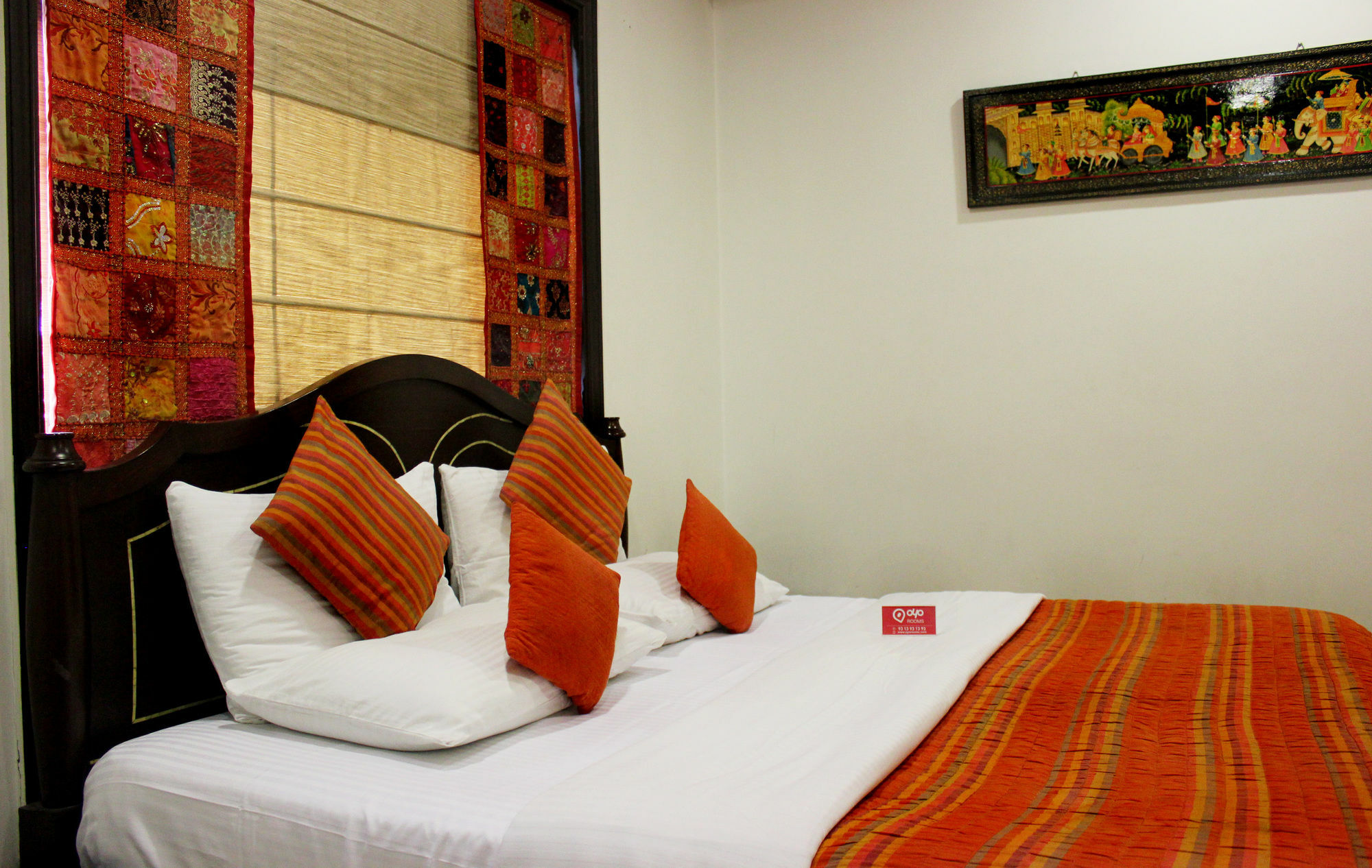 Oyo Premium Rajouri Garden Janta Market New Delhi Eksteriør billede